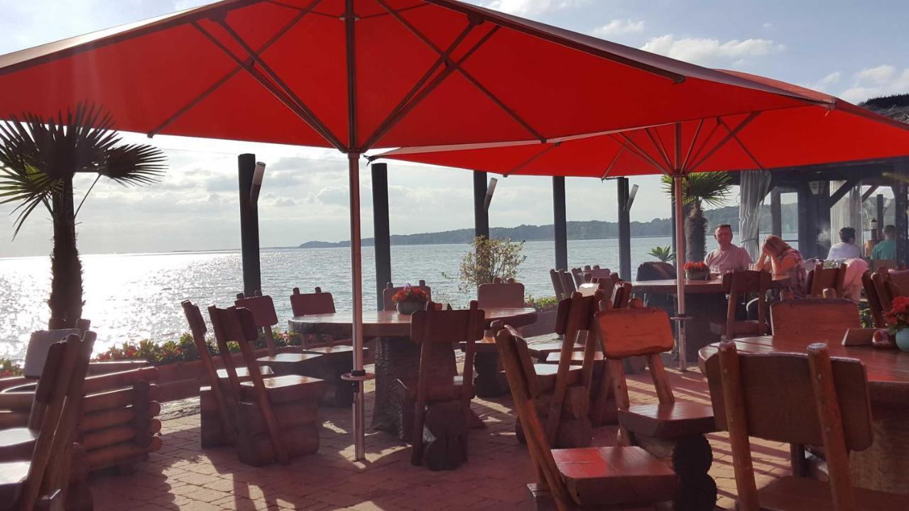 Appartement "Traumzeit" Mit Penthouseflair - Oase Am Haff Garz  Esterno foto